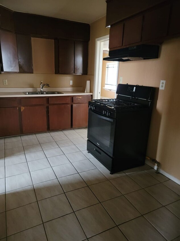 Charming 3 Bedroom Single Family in Houston - Charming 3 Bedroom Single Family in Houston