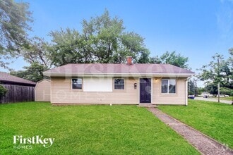 Building Photo - 4905 Barlow Dr