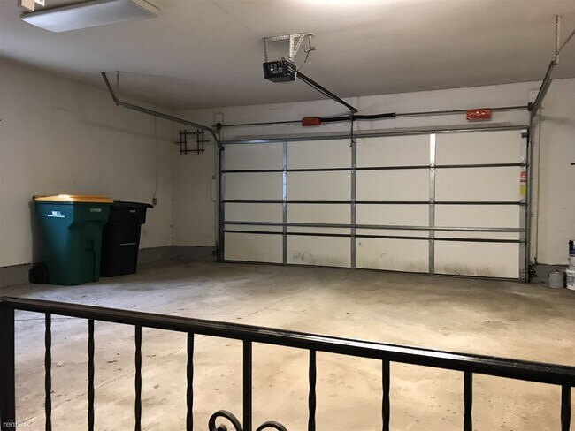 Foto del edificio - 4 br, 2 bath House - 707 E Wachter Ave