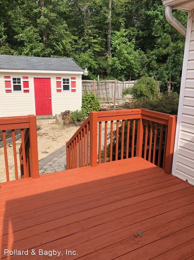 Building Photo - 4 br, 2.5 bath House - 5630 Hereld Green Dr.