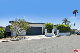Building Photo - 4132 Punta Alta Dr
