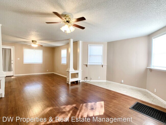 Foto del edificio - 3 br, 1 bath House - 1107 Central Ave