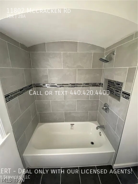 Foto del edificio - Cozy Cape cod 3 Bedroom 2 Bathroom