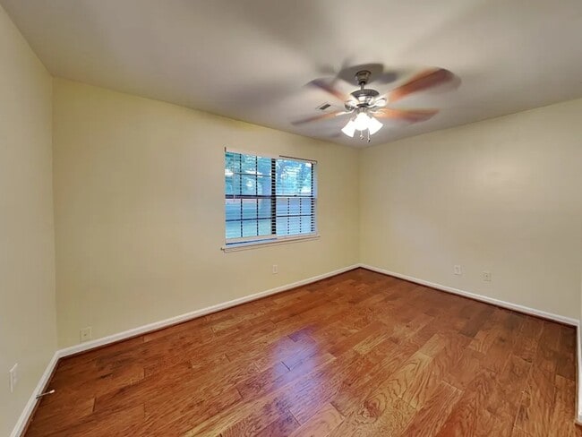 Photo - 3974 Irvindale Rd NW House