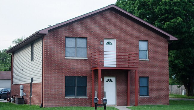 Building Photo - 1816 W Bethel Ave