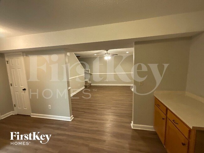 Foto del edificio - 6004 Stone Bluff Dr