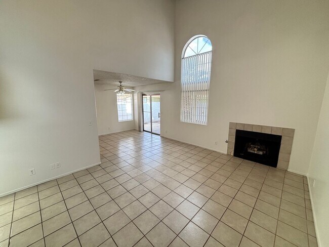 Foto del edificio - Cute 3Bed/2Bath, 2-Story Home located in t...