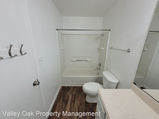 Building Photo - 3 br, 2 bath House - 2218 Heritage Manor D...