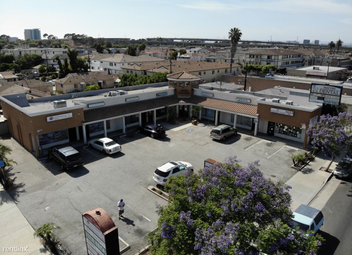 Primary Photo - 11855 S Inglewood Ave