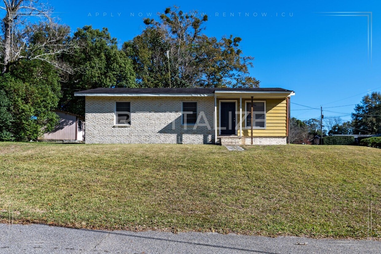 Foto principal - **Reduced Price** Adorable 3 Bedroom/1 Bat...