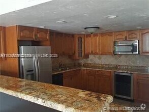 Building Photo - 13499 Biscayne Blvd