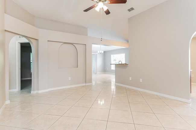 Building Photo - 2989 Elbib Dr