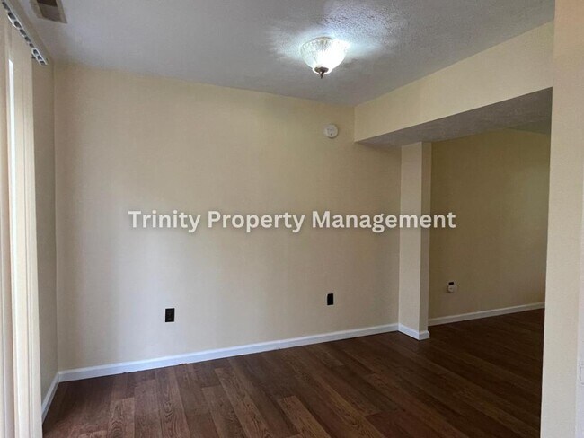 Foto del edificio - 69 Linden Ave