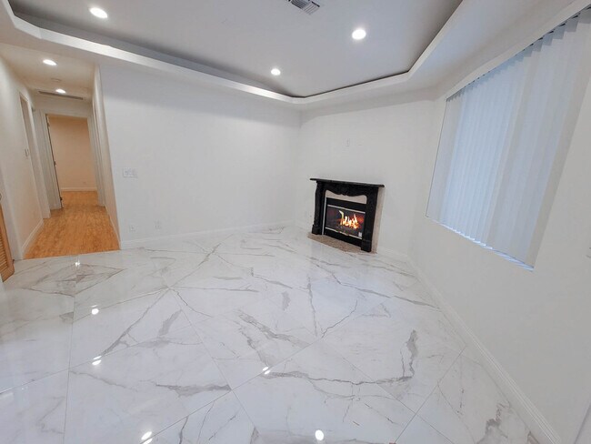 Foto del edificio - 11131 Sunshine Ter