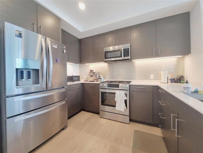 Photo - 301 West Avenue Unit 1203 Apartment