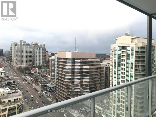 Photo du bâtiment - 5180 Yonge St