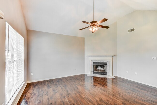 Foto del edificio - 106 Cove Landing