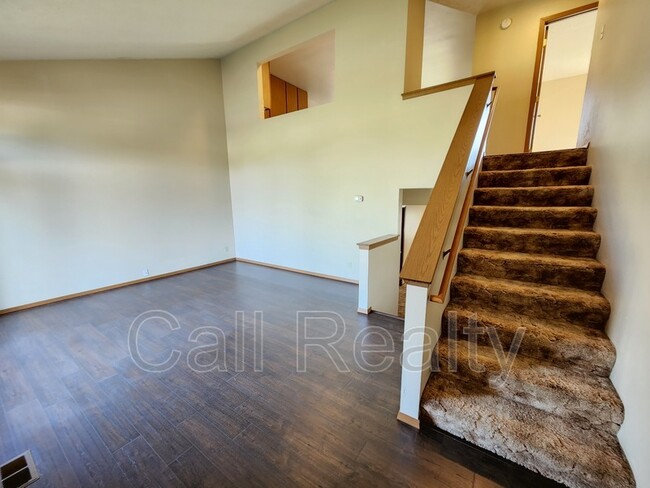 Building Photo - 11222 E Mallon Ave