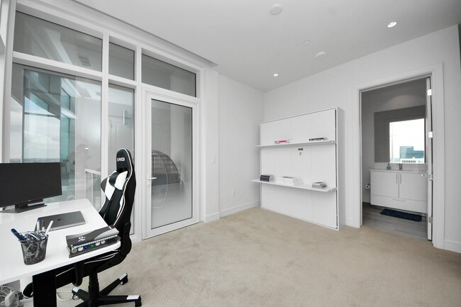 Building Photo - 4521 San Felipe St