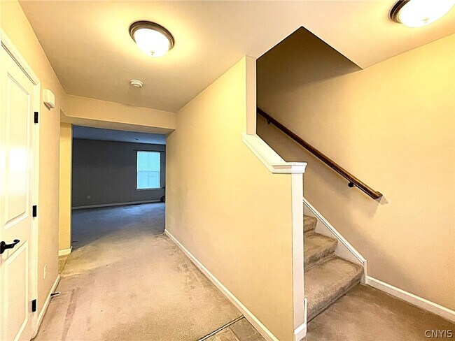 Foto del edificio - 113 Weeping Willow Way