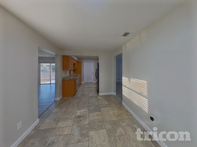 Foto del edificio - 902 Check Pl