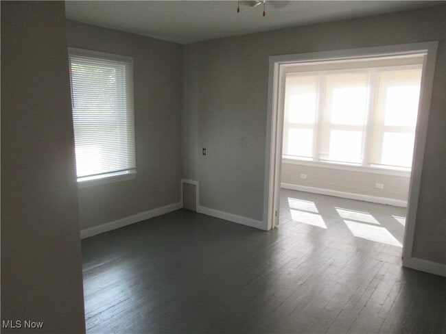 Building Photo - 1343 Churchill Rd