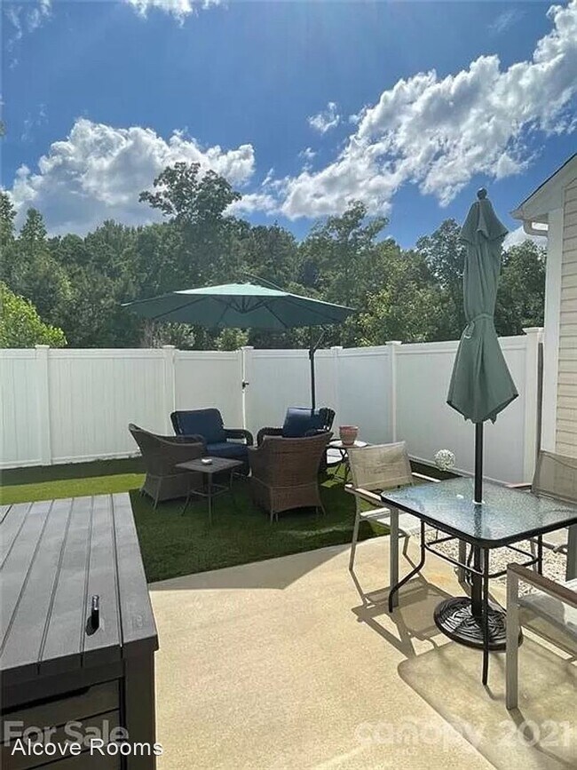 Building Photo - 1 br, 1 bath House - 3911 Ramshead Way