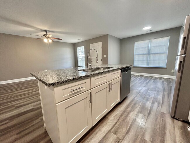 Foto del edificio - Newer construction-3 bedroom, 2 bath!