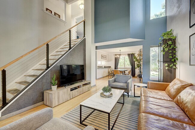 Building Photo - 12737 W Aqueduct Dr