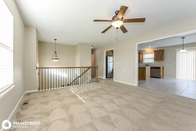 Foto del edificio - 311 Golfview Dr, Pleasant Hill, MO 64080