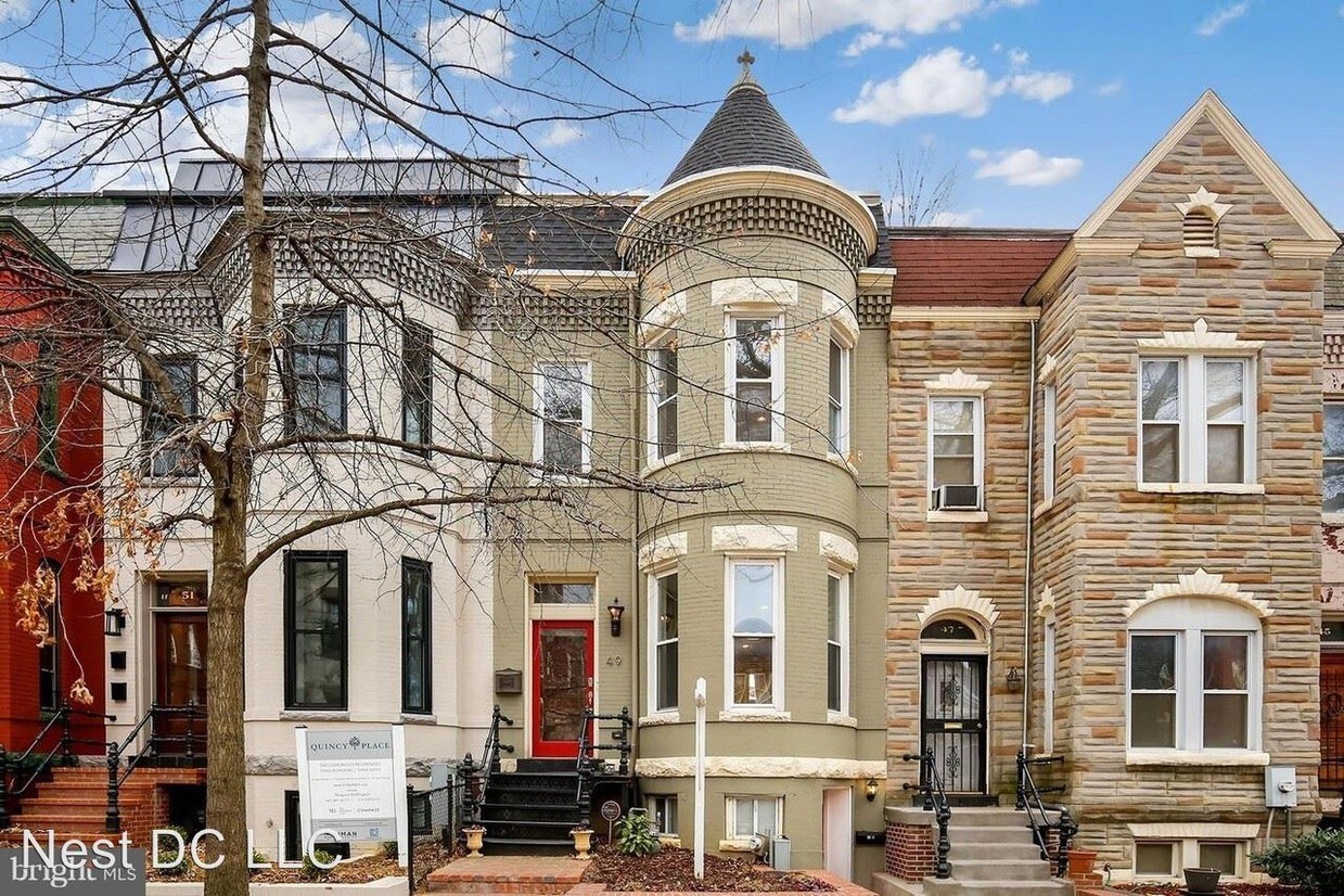 Primary Photo - 3 br, 2.5 bath House - 49 Quincy Pl NE Unit A