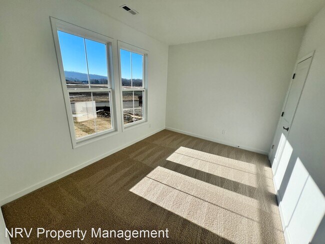 Building Photo - 3 br, 2 bath House - 5016 Forsythia Place
