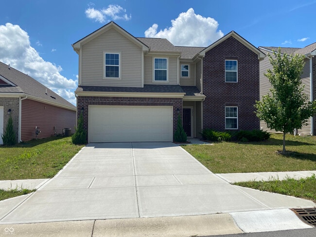 Foto del edificio - 5296 Maywood Dr