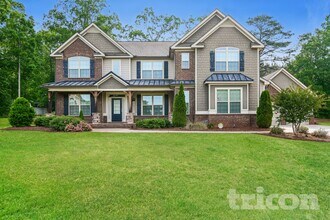 Building Photo - 273 Enfield Ln