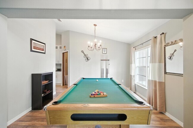 Foto del edificio - 9 Birch Haven Pl