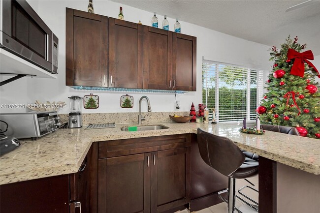 Foto del edificio - 7420 SW 31st St