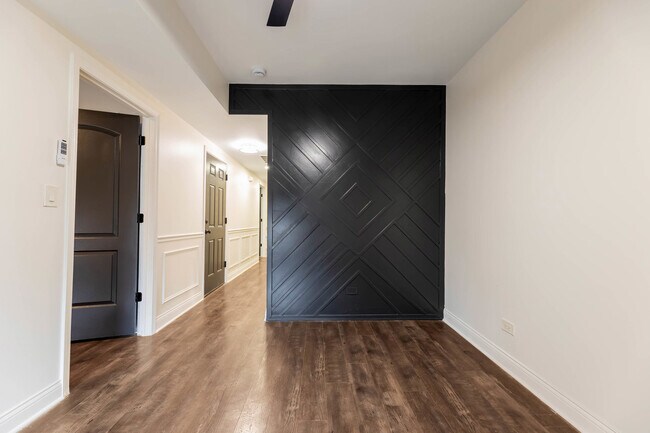 Foto del edificio - 6833 S Champlain Ave