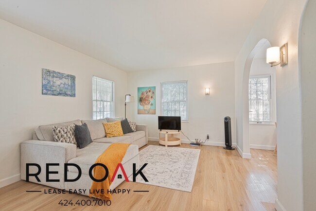 Foto del edificio - 2386 Portland St