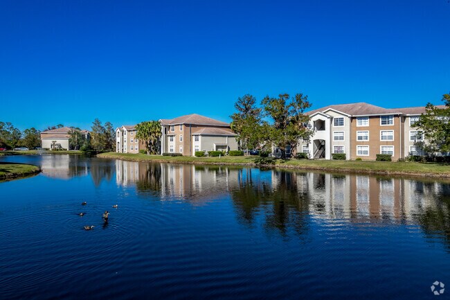 Foto del edificio - Lakes at North Port Apartments
