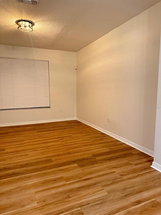 Foto del edificio - 4132 Hunters Park Ln