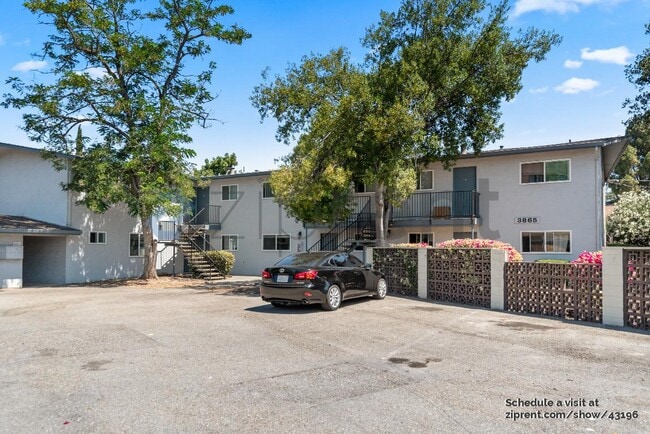 Building Photo - 3865 Almond Ave