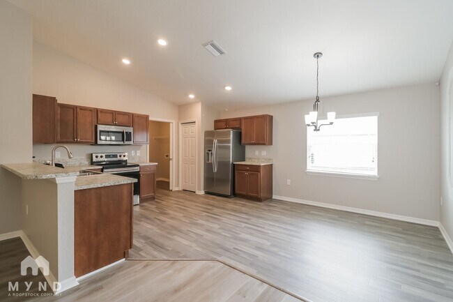 Foto del edificio - 34948 Long Island Ct