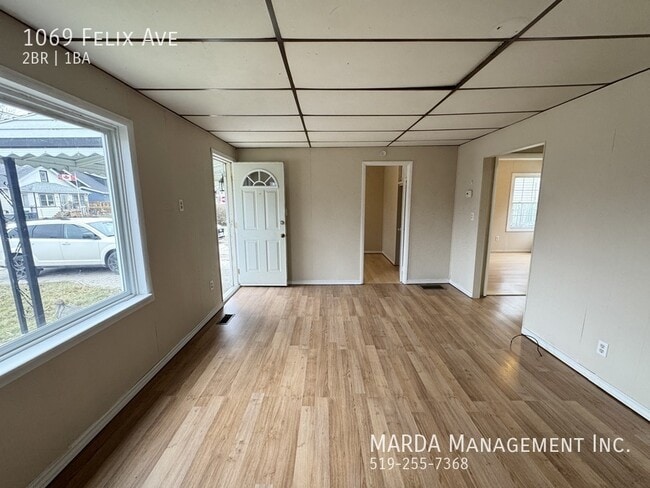 Building Photo - COZY 2 BED/1 BATH SINGLE FAMILY HOME PLUS UTILITIES!