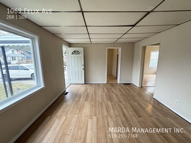 Photo du bâtiment - COZY 2 BED/1 BATH SINGLE FAMILY HOME PLUS UTILITIES!