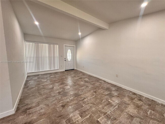 Foto del edificio - 3501 SW 41st St