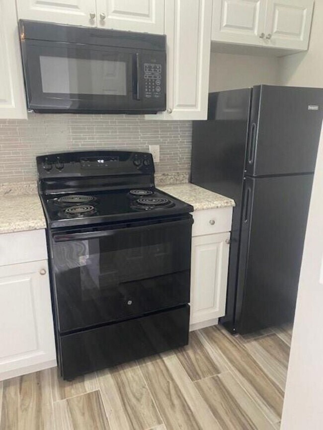 Foto del edificio - 11627 NW 35th Ct