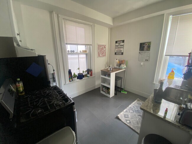 Foto del edificio - 218 Hemenway St