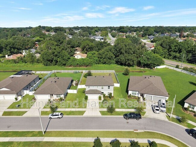 Foto del edificio - 1042 Michelangelo Ln