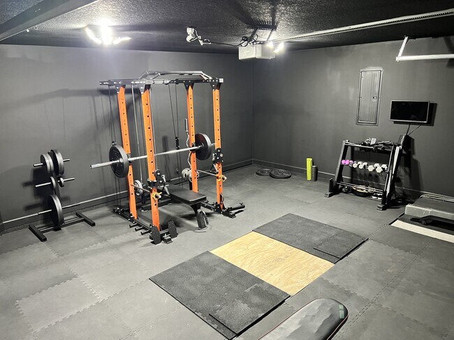 Foto del edificio - 628 Amhearst Row