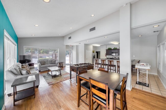 Building Photo - City Heights Steeplechase